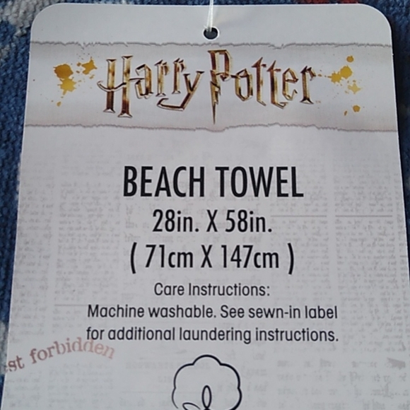 Warner Bros Harry Potter House Crests Beach Towel, 28" x 58" - Picture 5 of 6